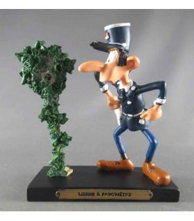 CEV-5724-gaston-lagaffe_figurine-resine-plastoy_lierre-a-parcmetre-brigadier-chef-joseph-longtarin-p-image-494859-grande.jpg